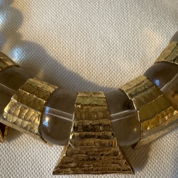 Vintage, MCM CADORO, signed,acrylic/gold tone, chunky necklace sexy MOD Bold ! - Picture 7 of 11